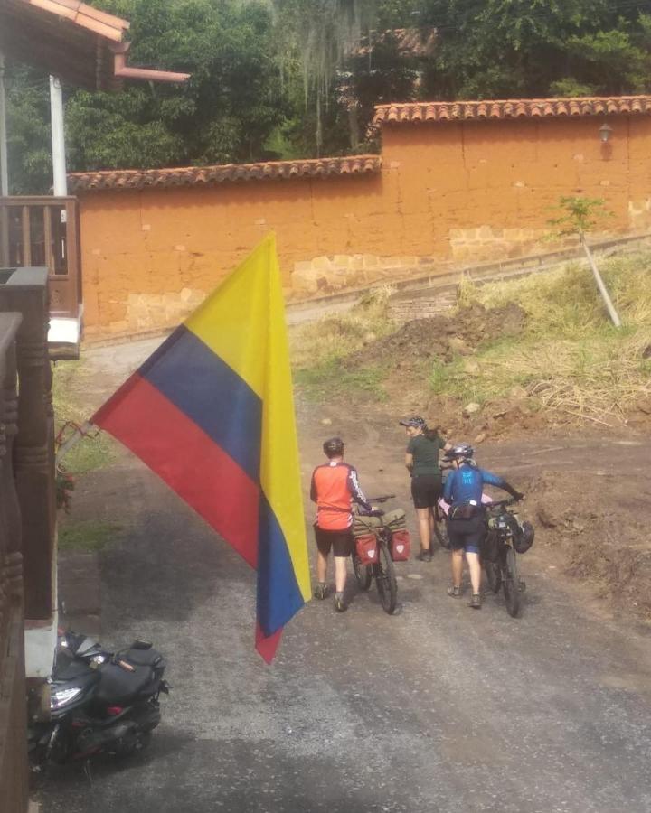 Casona Chara Hotel Barichara Buitenkant foto